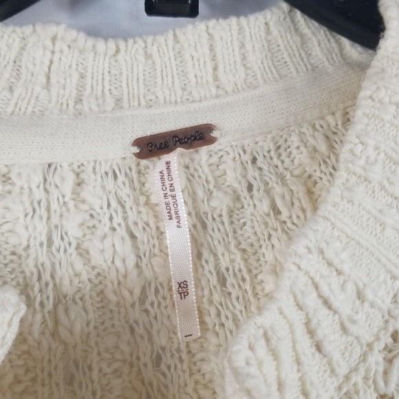 Free People Pullover Sweater Big Brown Buttons (S) - Picture 2 of 6